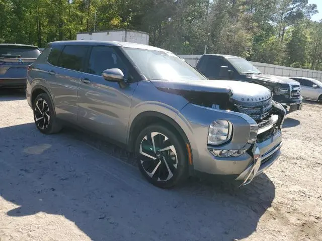 2024 MITSUBISHI OUTLANDER SE  