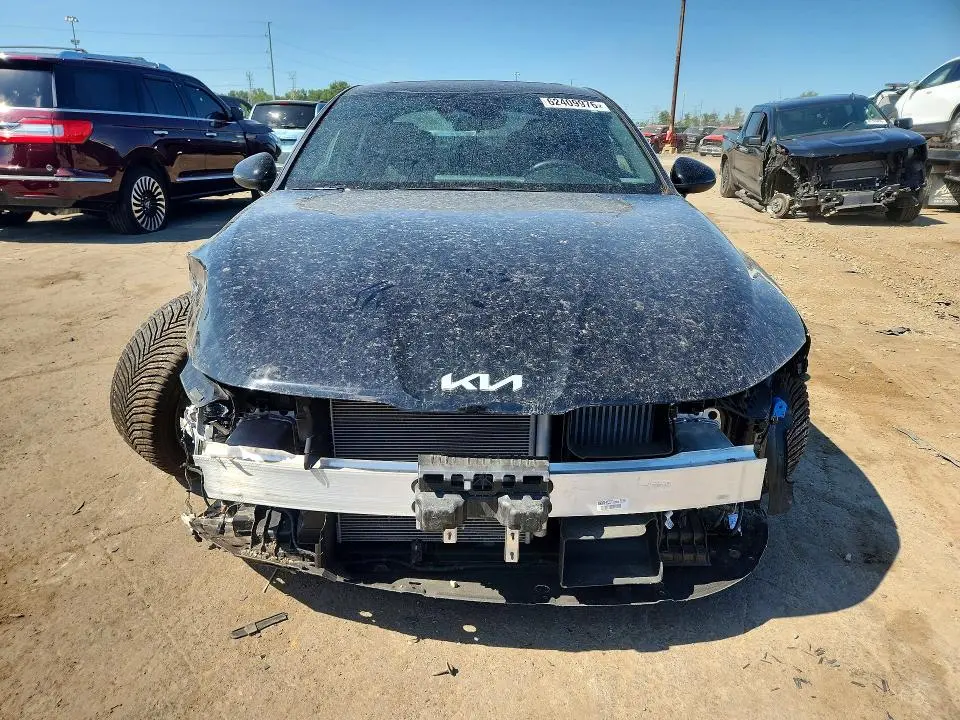 2024 KIA K5 GT LINE  
