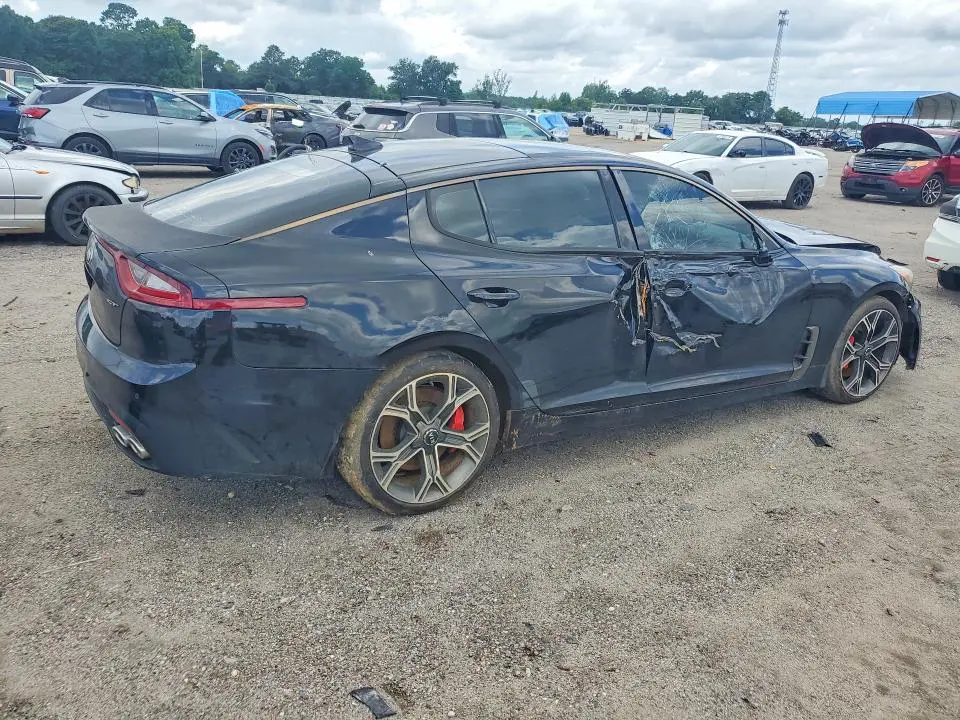 2018 KIA STINGER GT1  