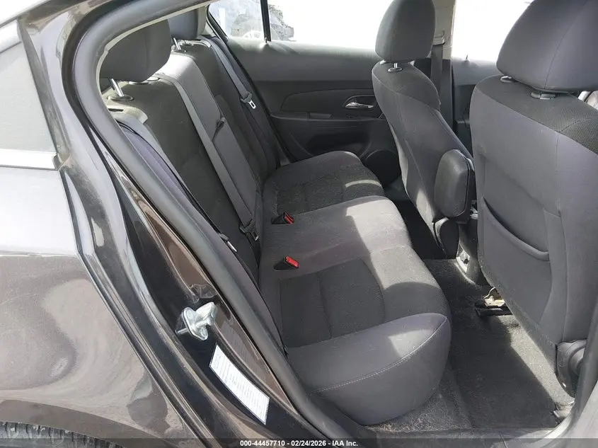 2015 CHEVROLET CRUZE 1LT AUTO