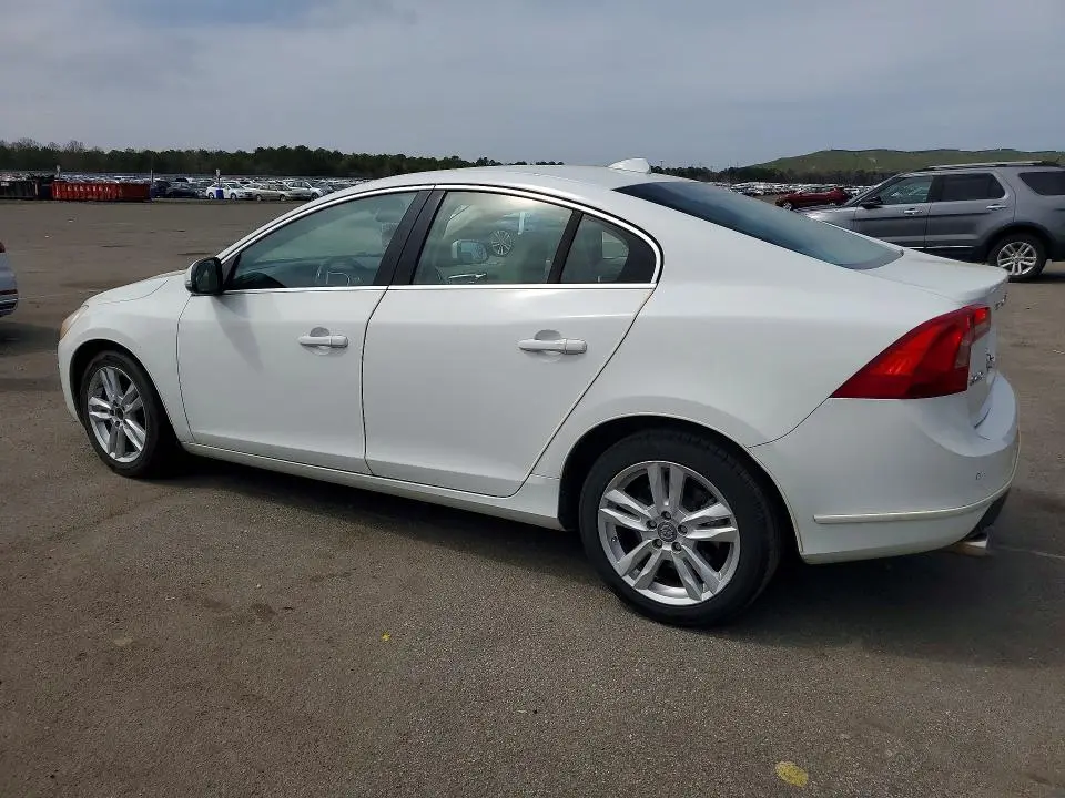 2013 VOLVO S60 T5  