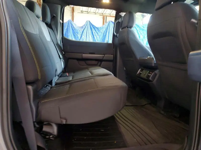 2025 FORD F150 STX  
