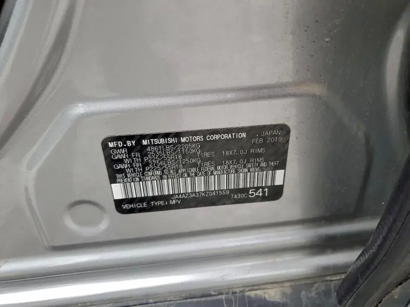 2019 MITSUBISHI OUTLANDER SE  