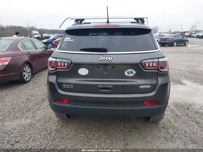 2018 JEEP COMPASS LATITUDE 4X4