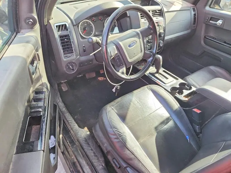 2012 FORD ESCAPE XLT  