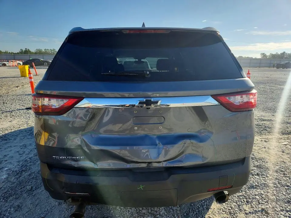 2018 CHEVROLET TRAVERSE LS  