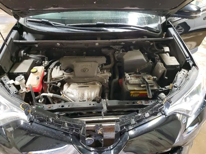 2018 TOYOTA RAV4 XLE  