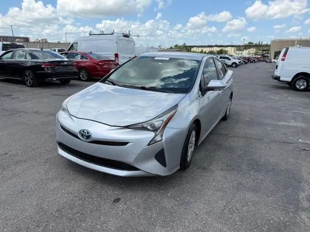 2016 TOYOTA PRIUS   