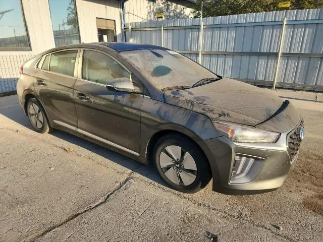 2021 HYUNDAI IONIQ SE  