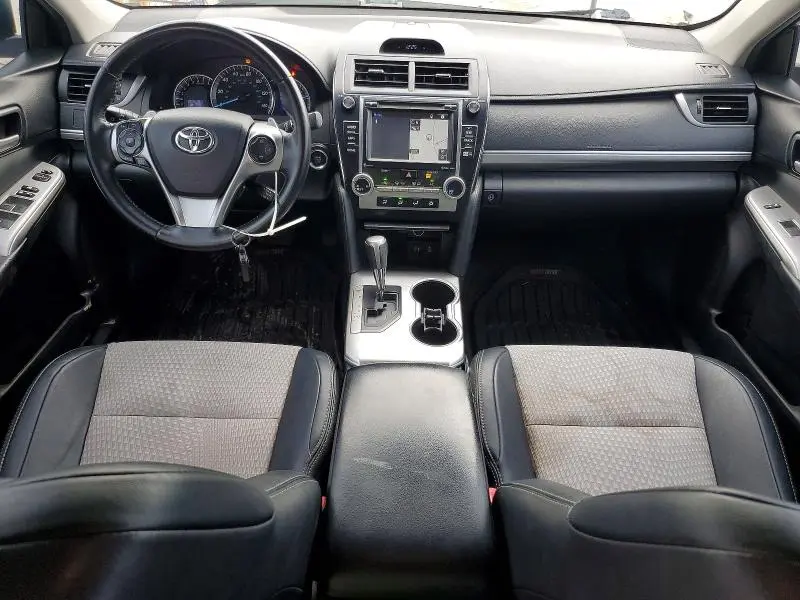 2014 TOYOTA CAMRY SE V6  