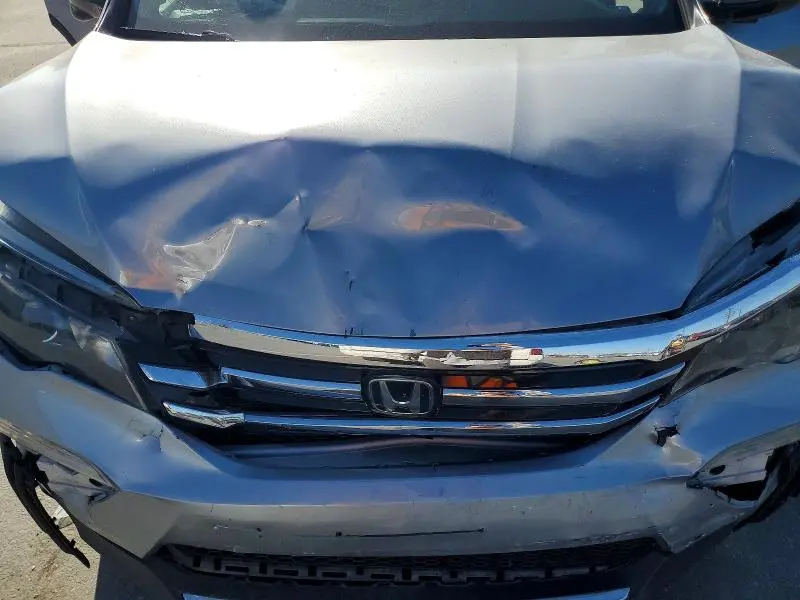 2017 HONDA PILOT TOURING  