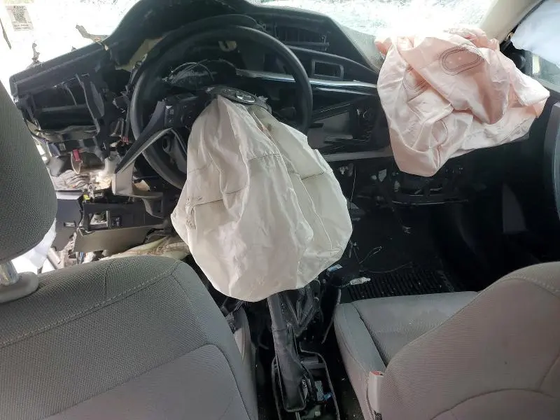 2014 TOYOTA COROLLA LE PLUS  