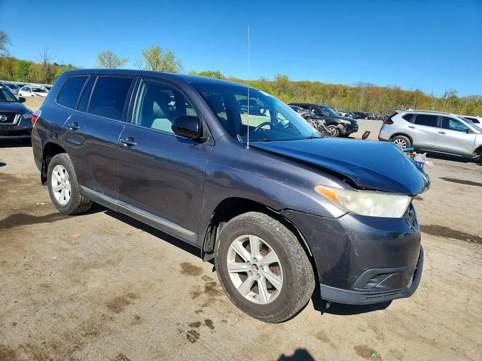 2012 TOYOTA HIGHLANDER BASE  