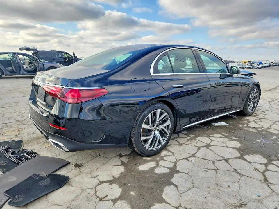 2025 MERCEDES-BENZ E 350  