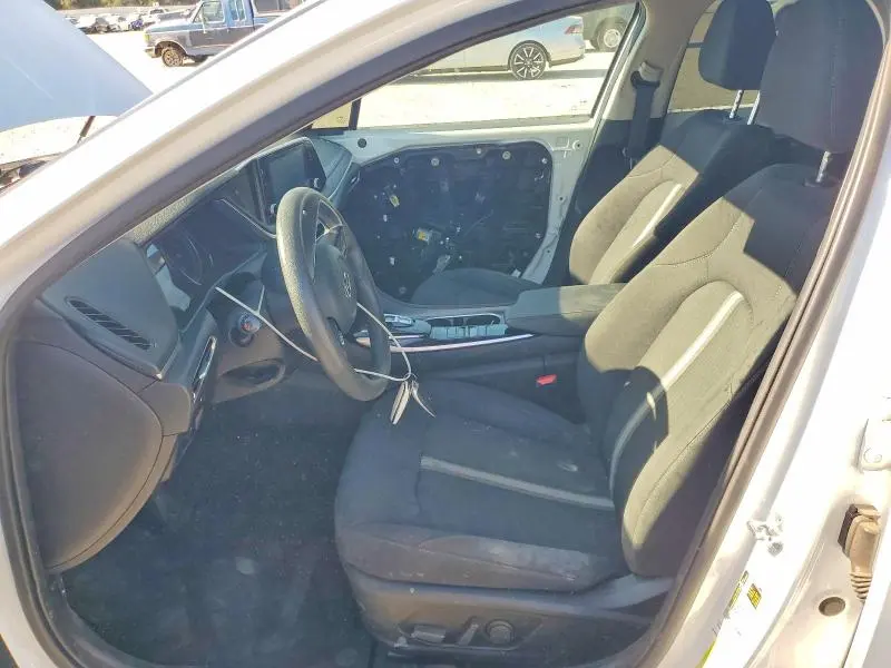 2022 HYUNDAI SONATA SEL  