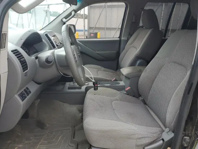 2013 NISSAN FRONTIER S