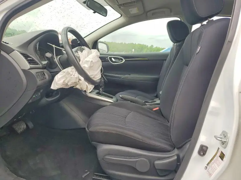 2016 NISSAN SENTRA SV  