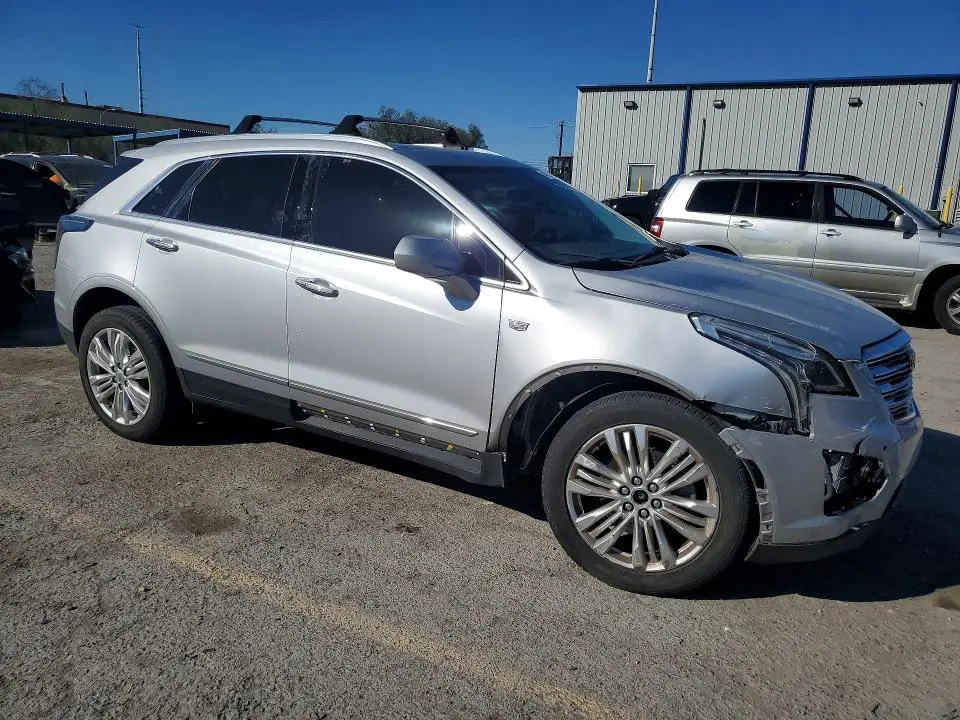 2018 CADILLAC XT5 PREMIUM LUXURY  