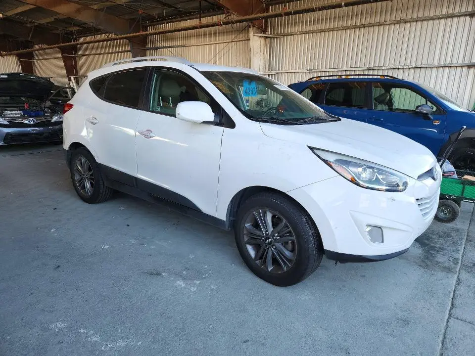 2015 HYUNDAI TUCSON SE  