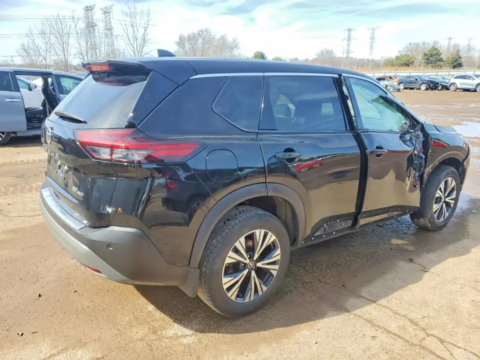 2021 NISSAN ROGUE SV  