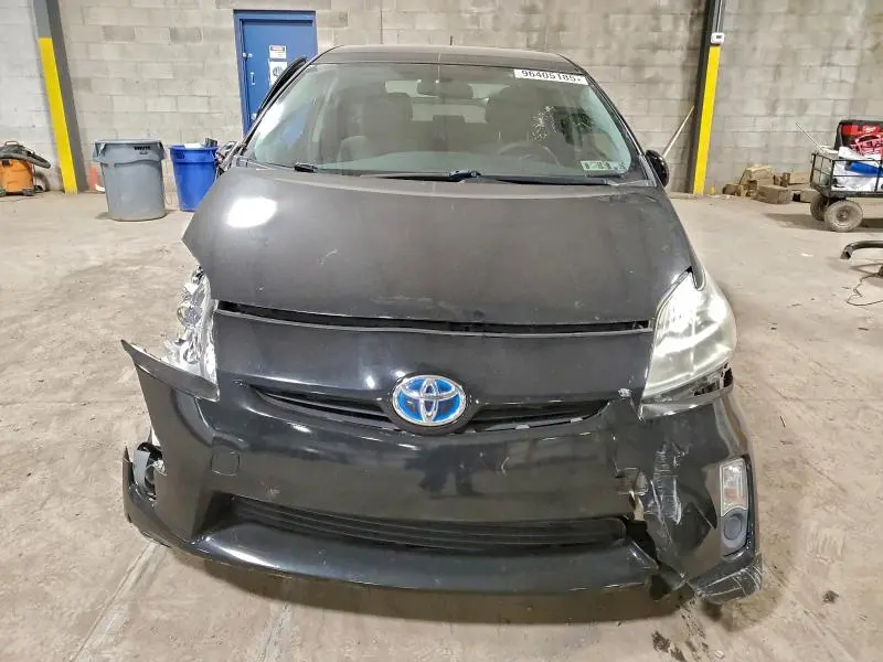 2011 TOYOTA PRIUS   