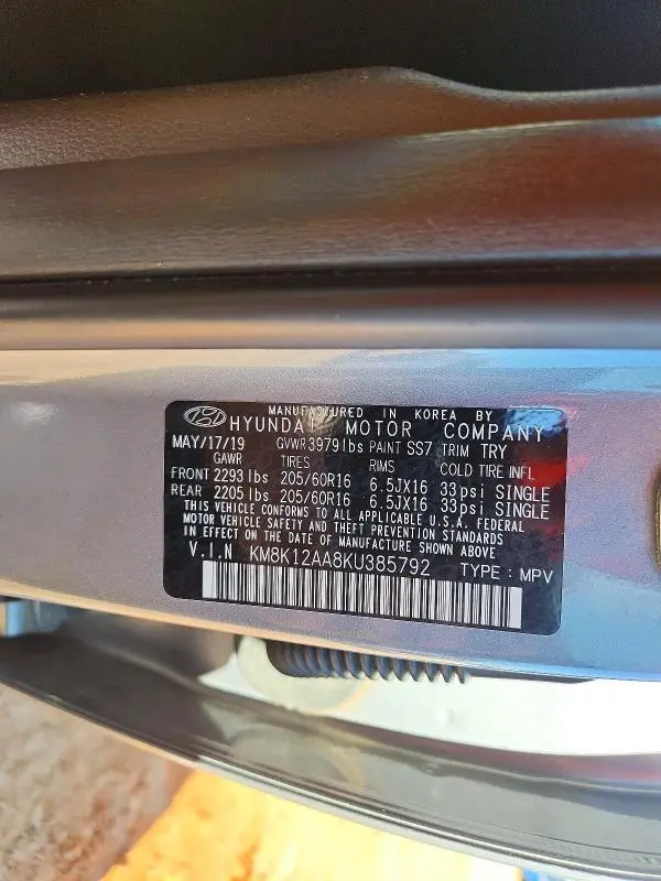 2019 HYUNDAI KONA SE  