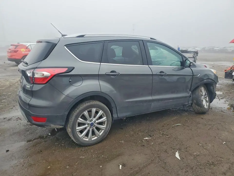 2017 FORD ESCAPE TITANIUM  