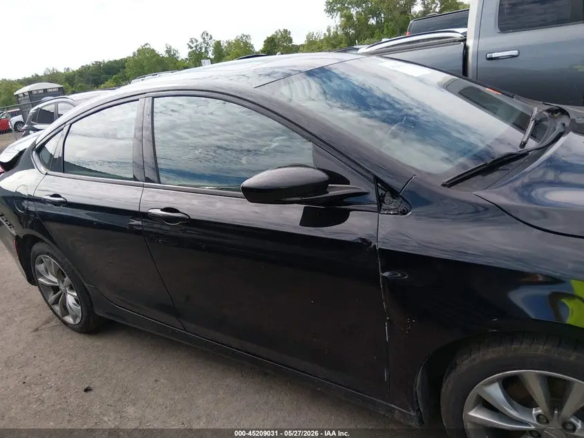 2015 CHRYSLER 200 S