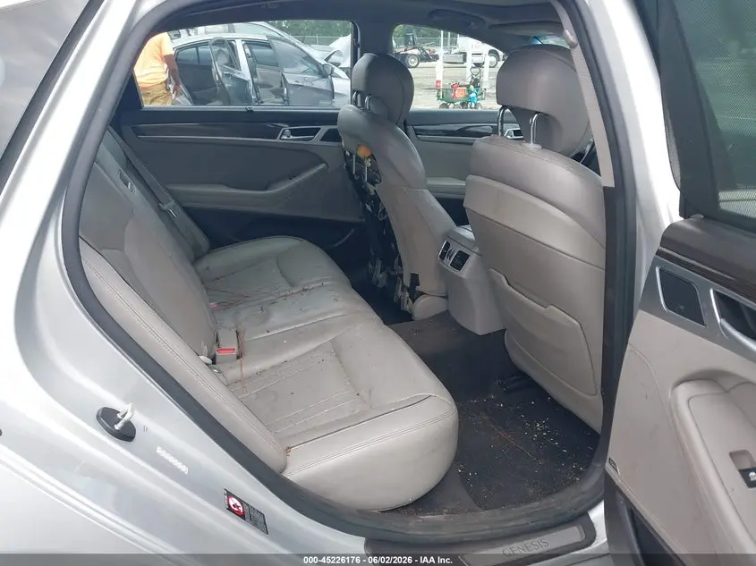2015 HYUNDAI GENESIS 3.8