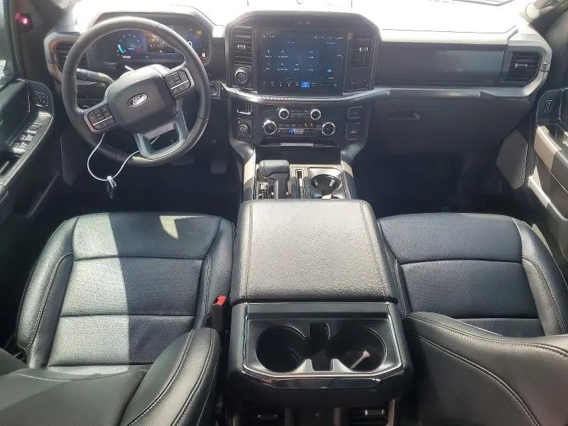 2025 FORD F150 LARIAT  