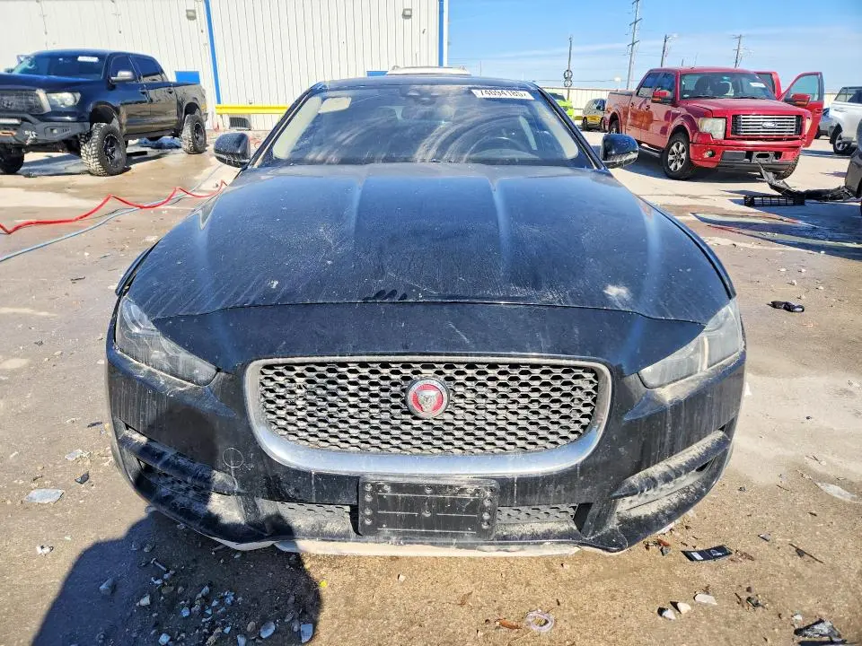 2018 JAGUAR XE   