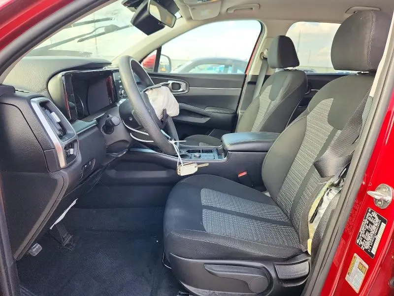 2021 KIA SORENTO LX  