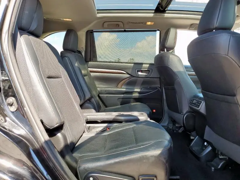 2016 TOYOTA HIGHLANDER LIMITED  