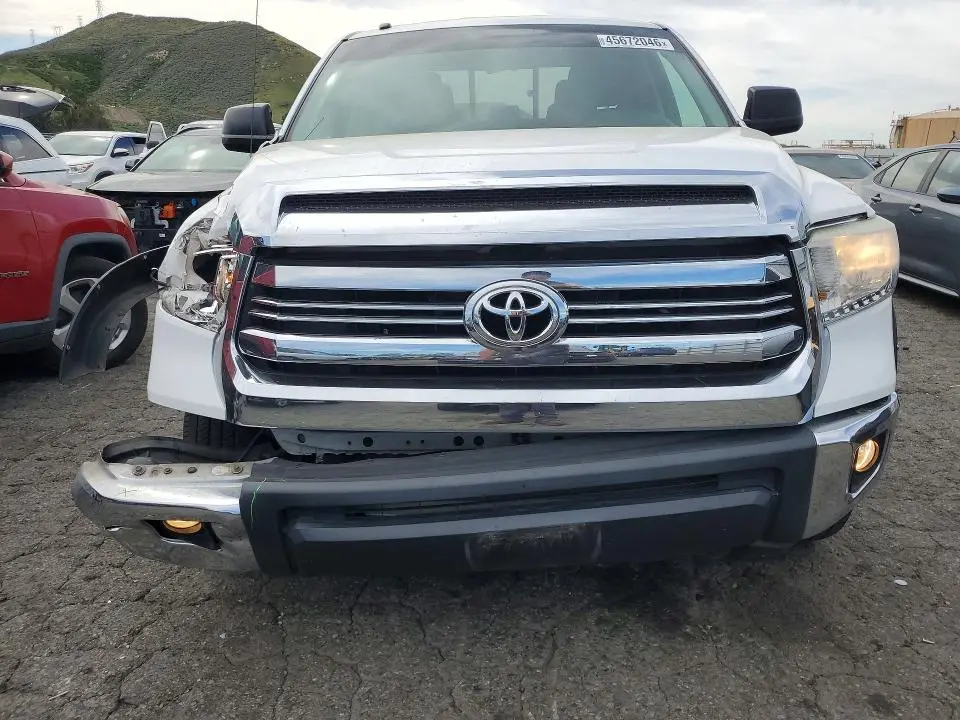 2017 TOYOTA TUNDRA   