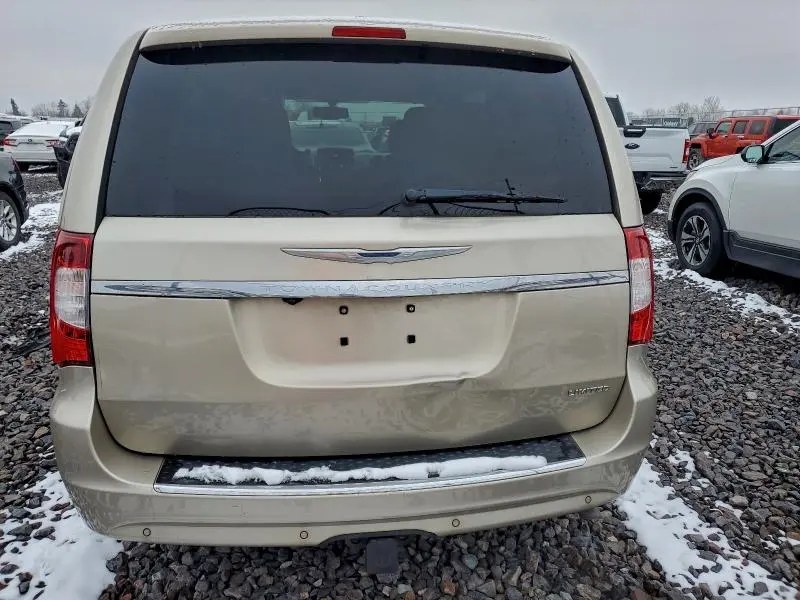 2016 CHRYSLER TOWN & COUNTRY LIMITED PLATINUM  