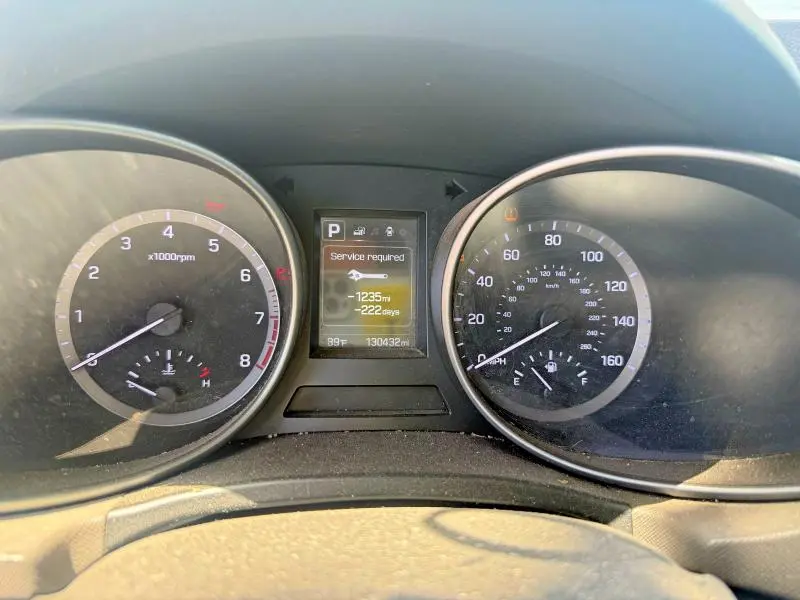 2017 HYUNDAI SANTA FE SE  