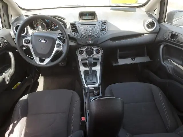 2017 FORD FIESTA SE  