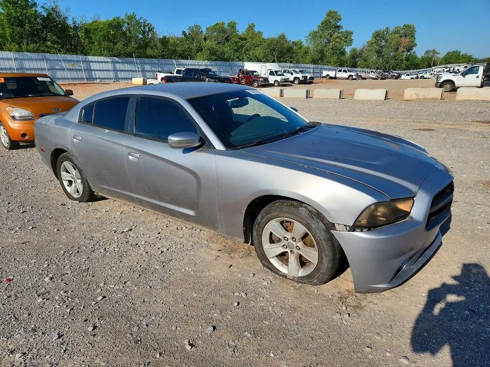 2014 DODGE CHARGER SXT  
