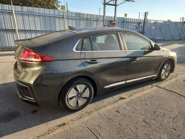 2021 HYUNDAI IONIQ SE  