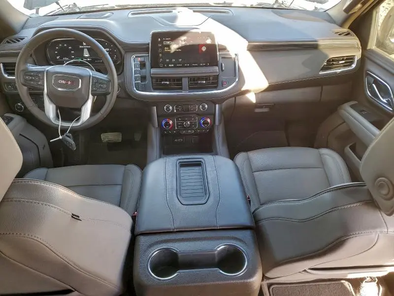 2024 GMC YUKON XL C1500 SLT  