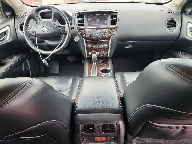 2015 NISSAN PATHFINDER SL  