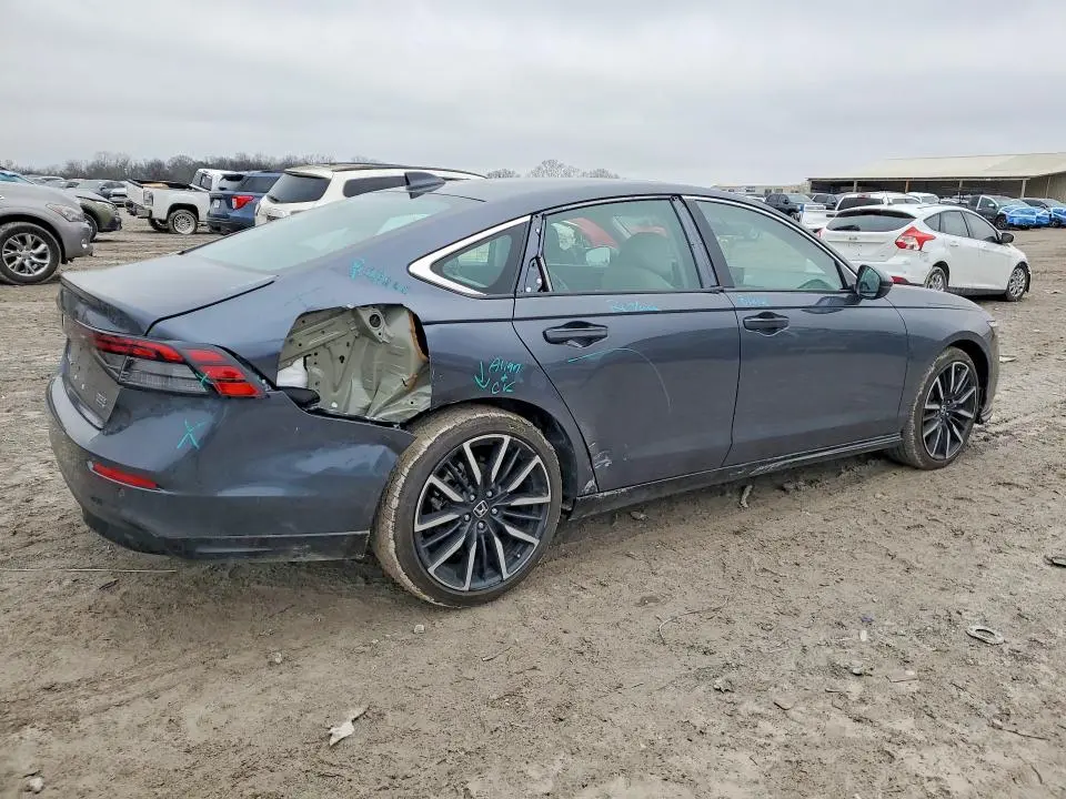 2023 HONDA ACCORD TOURING HYBRID  