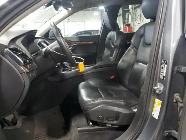 2016 VOLVO XC90 T6  