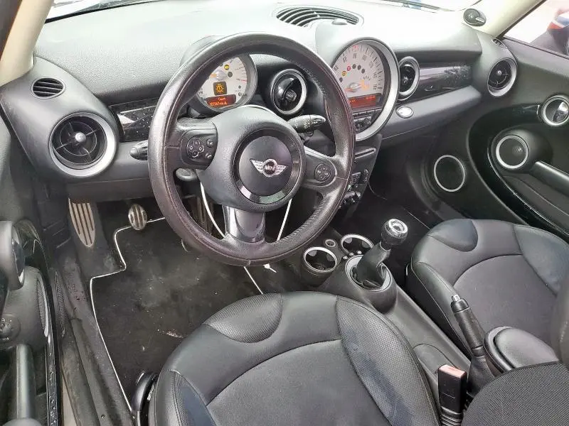 2012 MINI COOPER S  