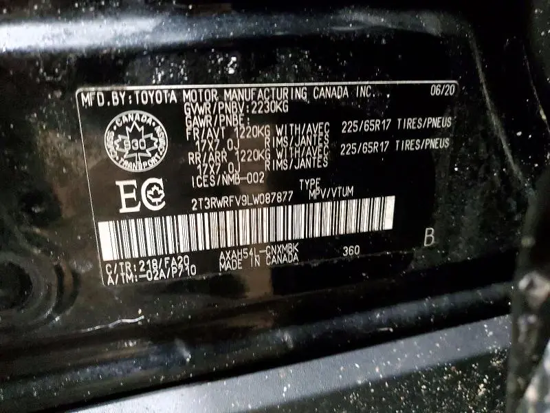 2020 TOYOTA RAV4 XLE  