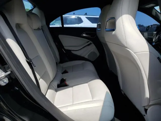 2014 MERCEDES-BENZ CLA 250  