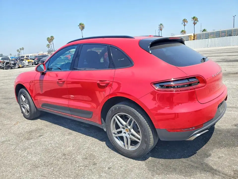 2017 PORSCHE MACAN   