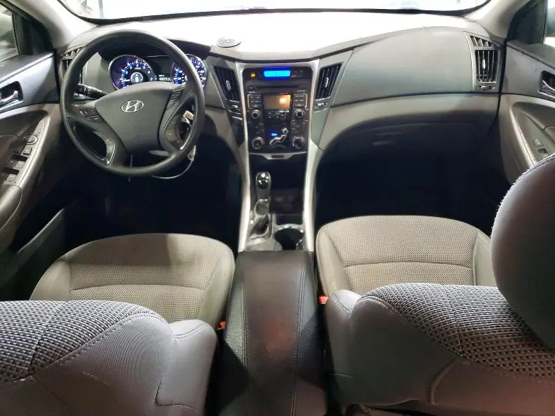 2011 HYUNDAI SONATA GLS  