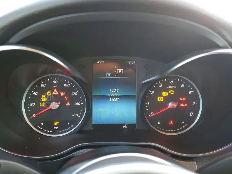 2022 MERCEDES-BENZ GLC 300  