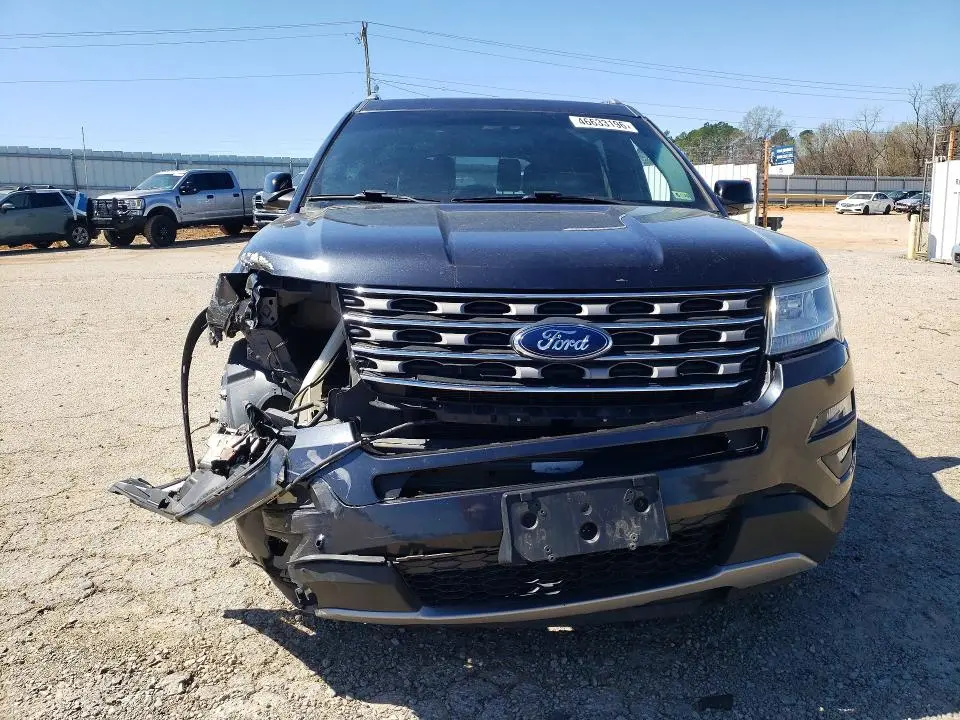 2017 FORD EXPLORER XLT  